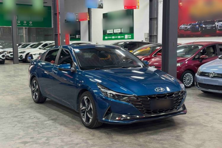 Used Hyundai Elantra 2021 1.5L CVT LUX Prestige Edition
