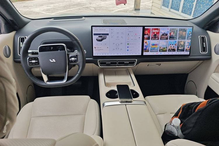 Used Li Auto L8 2023 Pro Model
