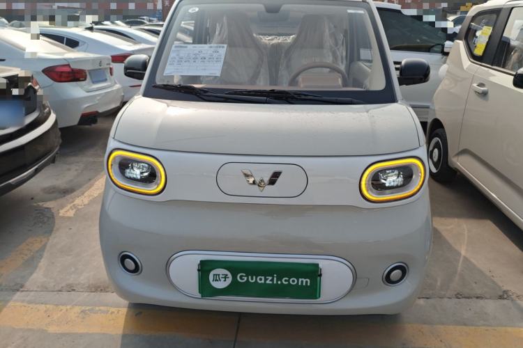 Used Wuling Hongguang MINIEV 2024 3rd Generation 215km Youth Edition
