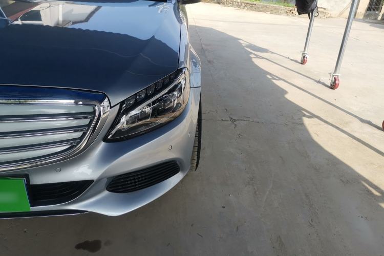 Used Mercedes-Benz C-Class 2015 C 200 L