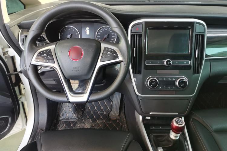 Used BYD Song MAX 2017 1.5T Manual Smart Connect Luxury 7-Seater