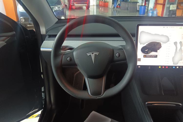 Used Tesla Model Y 2024 Rear-Wheel-Drive Version

