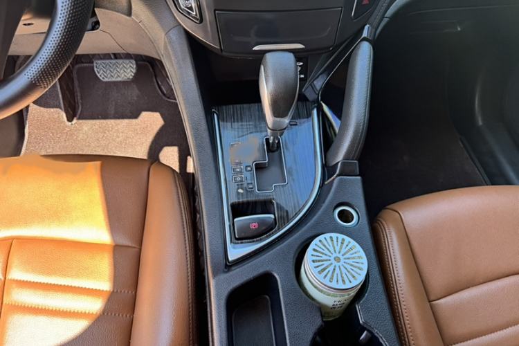 Used Dongfeng Fengdu MX5 2016 2.0L Automatic Flagship Edition
