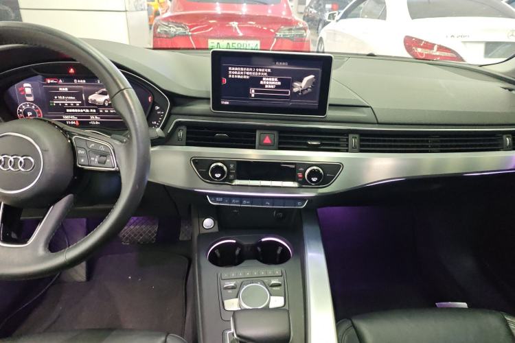 Used Audi A4L 2018 30th Anniversary Edition 40 TFSI Fashion Model
