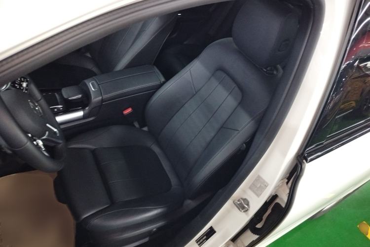 Used Mercedes-Benz B-Class 2022 Updated B 200 Fashion Edition
