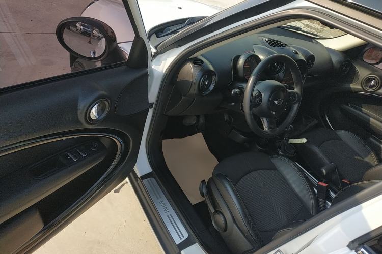 Used  Countryman 2014 1.6T COOPER ALL4 Fun
