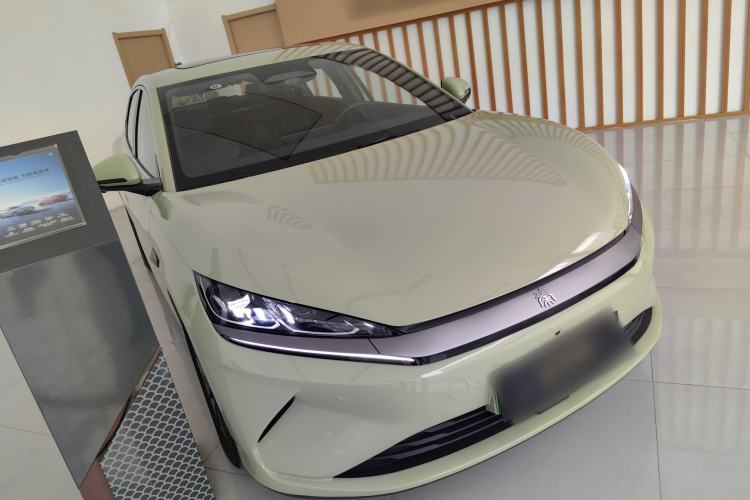 Used BYD Qin L 2025 EV 545KM Beyond Version
