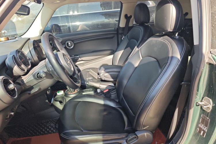 Used  MINI 2016 1.2T ONE Pioneer Edition
