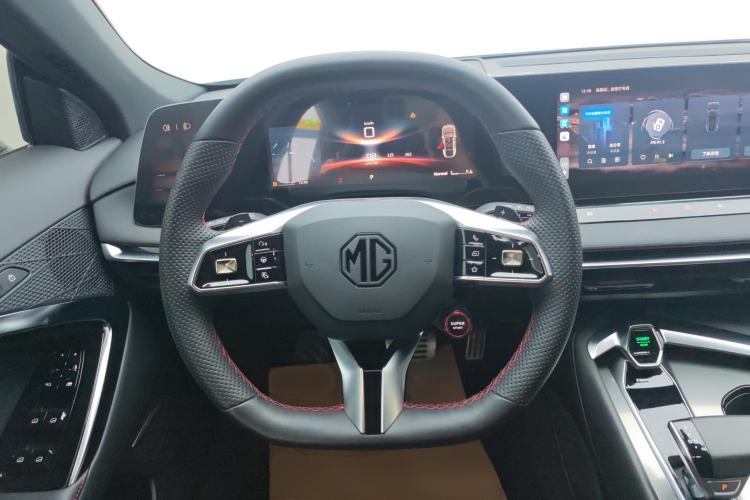 Used MG 7 2023 2.0T Automatic Hunter Luxury Edition
