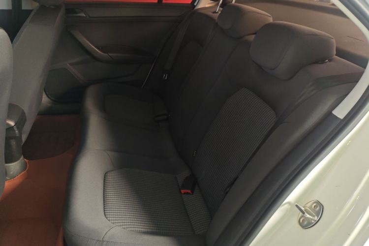 Used Volkswagen Santana 2018 1.5L Manual Fashion Edition
