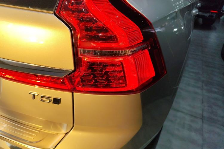 Used Volvo XC60 2021 T5 4x4 Smart Luxury Edition
