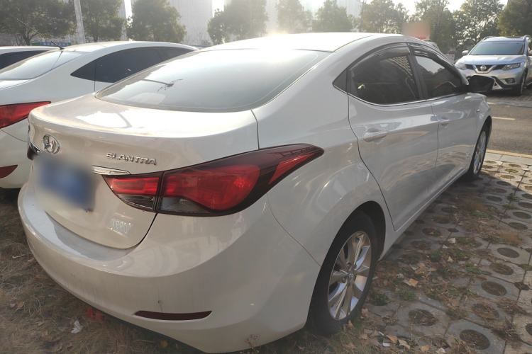 Used Hyundai Elantra 2016 1.6L Automatic Smart Version