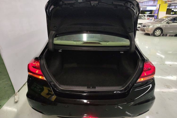 Used Honda Civic 2014 1.8L automatic comfort version
