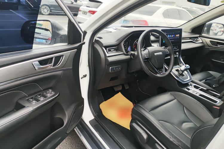 Used Haval M6 2021 PLUS 1.5T DCT Luxury Smart Connectivity Model
