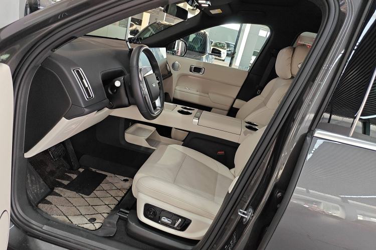 Used Li Auto L9 2024 Ultra Model
