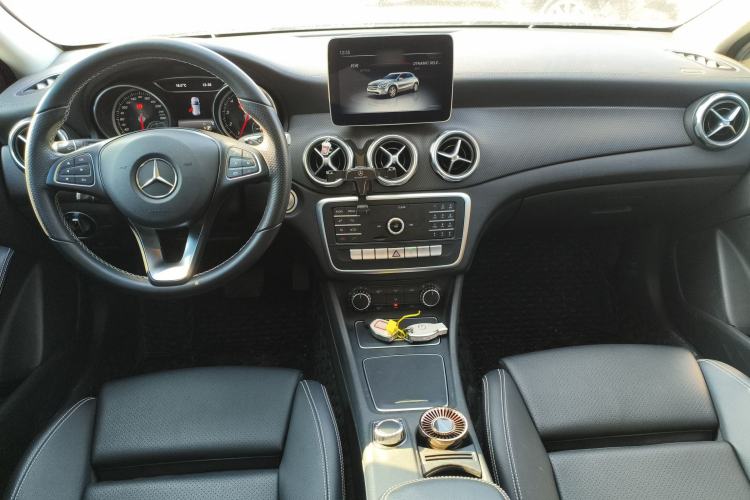 Used Mercedes-Benz GLA 2018 GLA 200 Fashion Model
