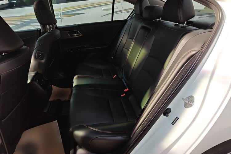 Used Honda Accord 2016 Hybrid 2.0L Rui Ling Edition
