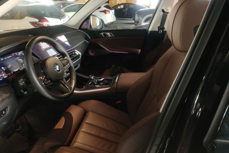 Used BMW X5 2022 xDrive40i M Sport Package
