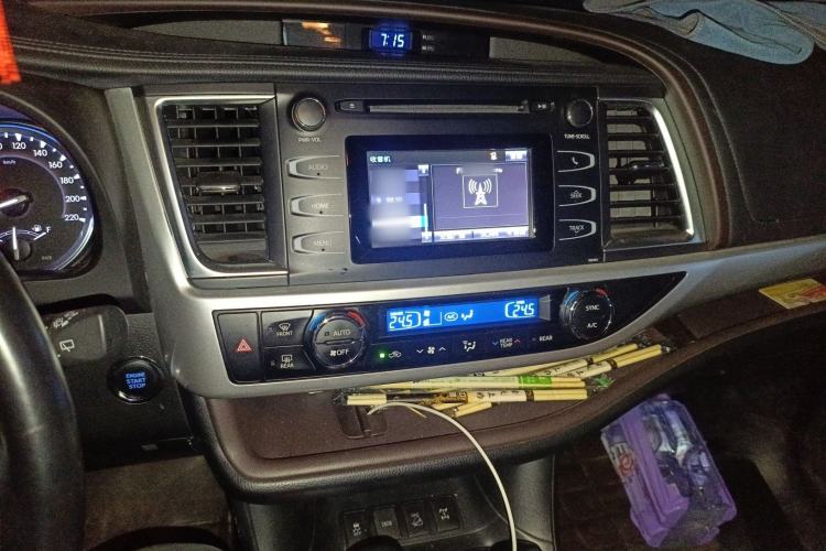 Used Toyota Highlander 2017 2.0T Four-Wheel Drive Luxury Edition 7 Seats
