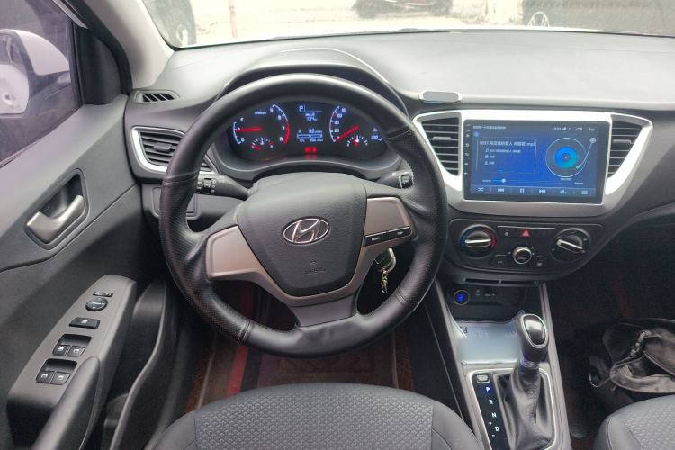 Used Hyundai Verna (new generation) 2016 1.4L Automatic Cool Edition GLS
