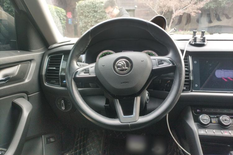 Used Skoda Kodiaq 2018 Facelifted TSI330 5-Seater Two-Wheel-Drive Luxury Enjoyment Edition
