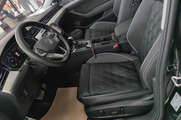 Used Volkswagen Magotan GTE Plug-in Hybrid 2022 GTE Luxury Model
