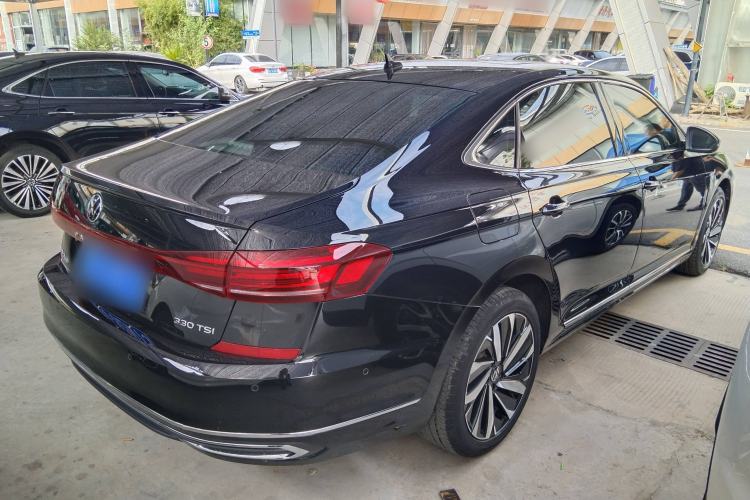 Used Volkswagen Passat 2023 330TSI Luxury Edition
