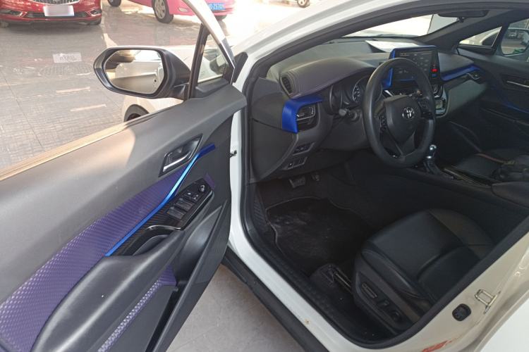 Used Toyota C-HR 2020 2.0L Leading Edition
