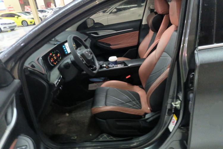 Used Changan Eado 2023 Changan Edition PLUS Blue Whale NE 1.4T GDI DCT Prestige Version
