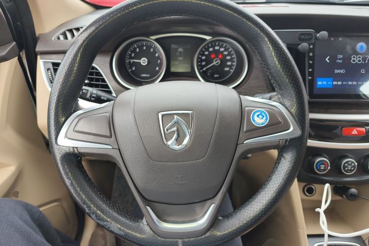 Used Baojun 730 2019 1.5L Manual Value Edition 7 Seats China VI Emission Standard
