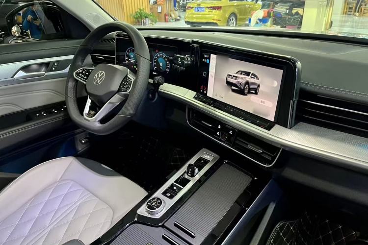 Used Volkswagen Talagon 2023 380TSI Four-Wheel Drive R-Line Cruise Edition
