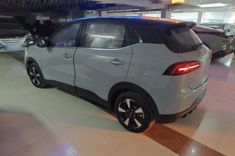 Used Wuling Bingo PLUS 2024 330 km Range Five-Seater Version
