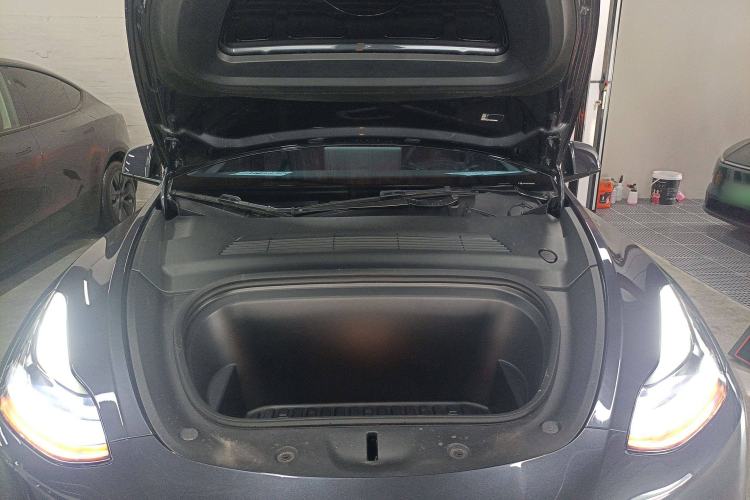 Used Tesla Model Y 2024 Rear-Wheel-Drive Version
