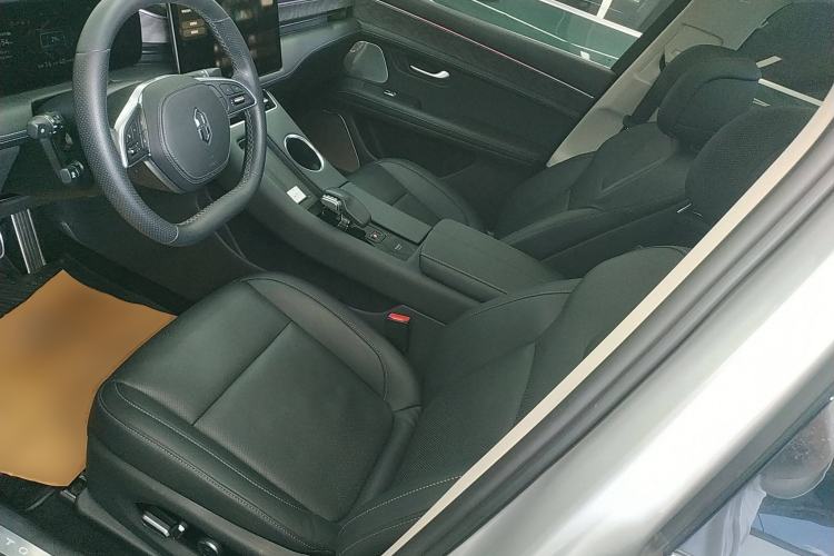 Used Hima AITO M5 2022 Extended-Range Four-Wheel Drive Performance Version
