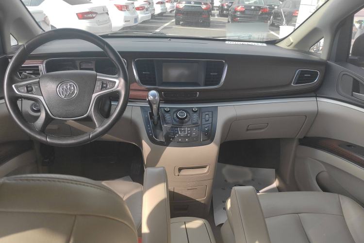 Used Buick GL8 2014 3.0L GT Luxury Business Haoya Edition
