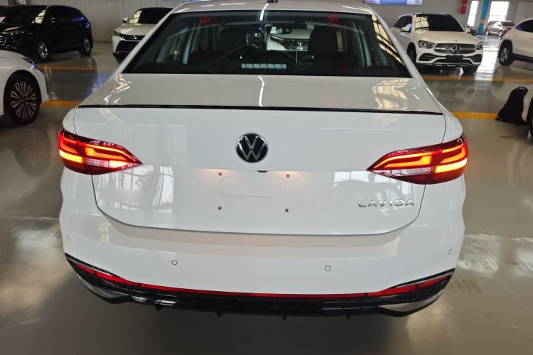 Used Volkswagen Lavida 2024 300TSI DSG Starry Sky Leading Edition
