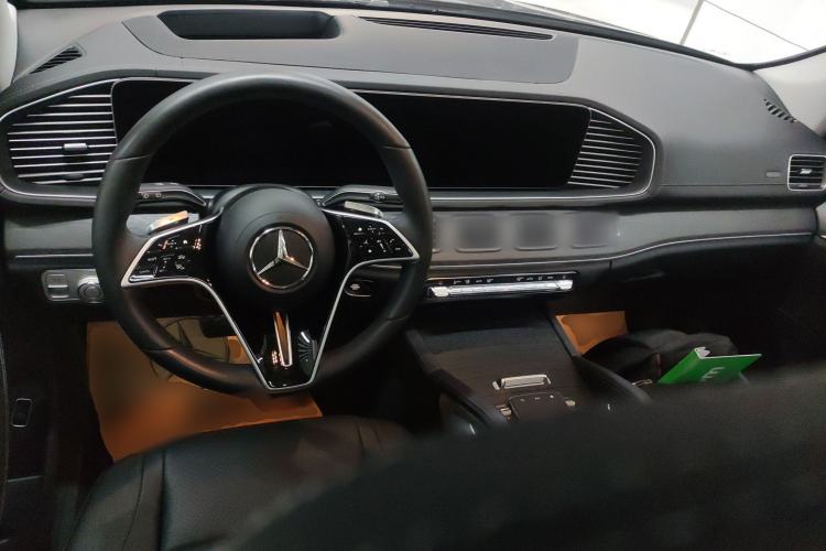 Used Mercedes-Benz GLE 2024 GLE 450 4MATIC Luxury Model
