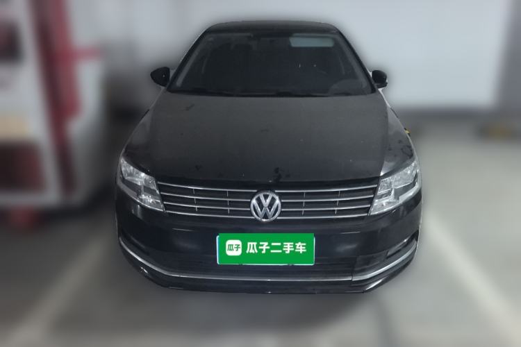 Used Volkswagen Lavida 2017 1.6L Automatic Comfort Edition
