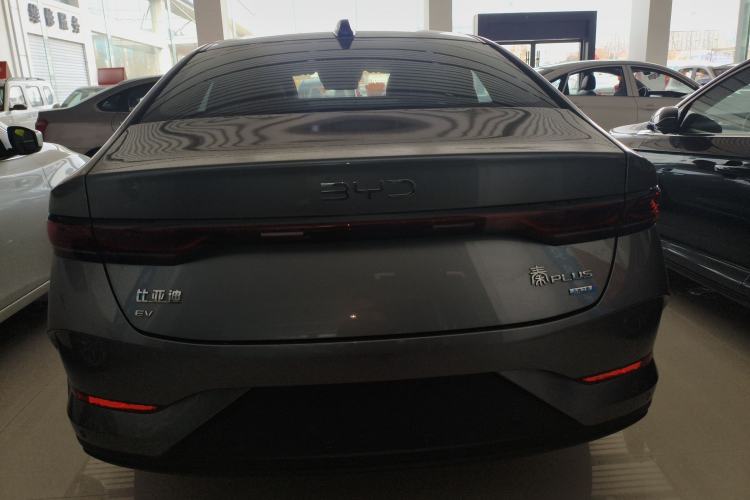 Used BYD Qin PLUS 2025 EV Smart Drive Edition 420KM Leading Model