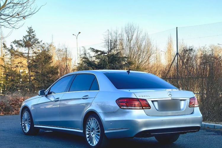 Used Mercedes-Benz E-Class 2014 E 260 L Luxury Model
