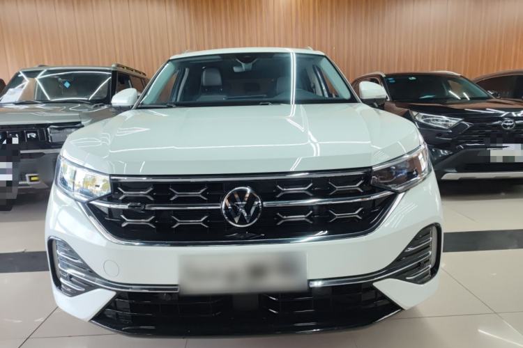 Used Volkswagen Tayron 2024 330TSI Two-Wheel Drive R-Line High-Energy Version
