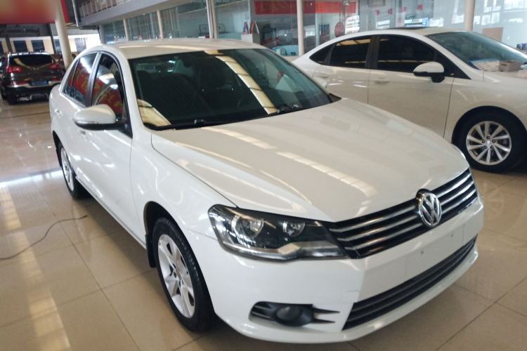 Used Volkswagen Bora 2015 Value Edition 1.6L Automatic Fashion Version
