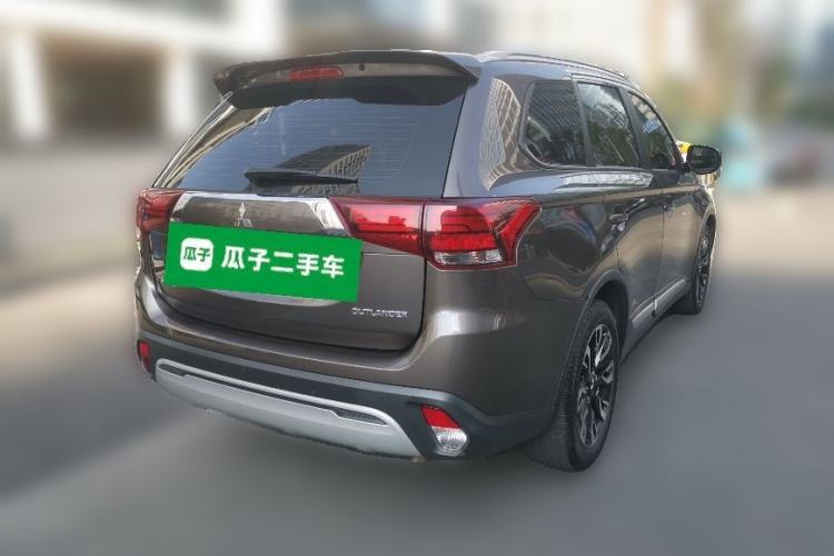 Used Mitsubishi Outlander 2020 2.0L Two-Wheel Drive Enjoyment Version 5 Seats