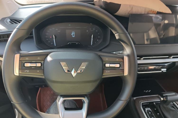 Used Wuling Jiachen 2022 1.5T CVT Smart Luxury Version