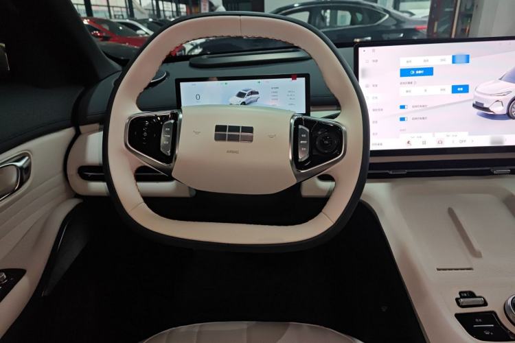 Used  Galaxy Xingjian 7 EM-i 2025 120km Exploration+ Version