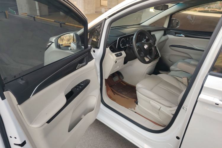 Used Buick GL8 2021 ES Landtrek 653T Comfort Edition
