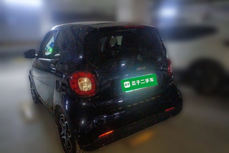 Used  fortwo 2017 Model 1.0L 52 kW Melody Blue Special Edition China V Standard