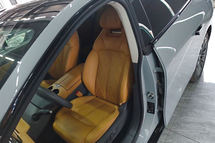 Used Leapmotor C01 2024 Range-Extended 316 Deluxe Edition
