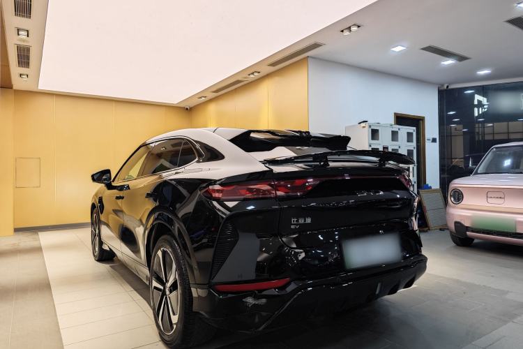 Used BYD Song L EV 2025 Intelligent Driving Version 662 km LiDAR Excellence Edition
