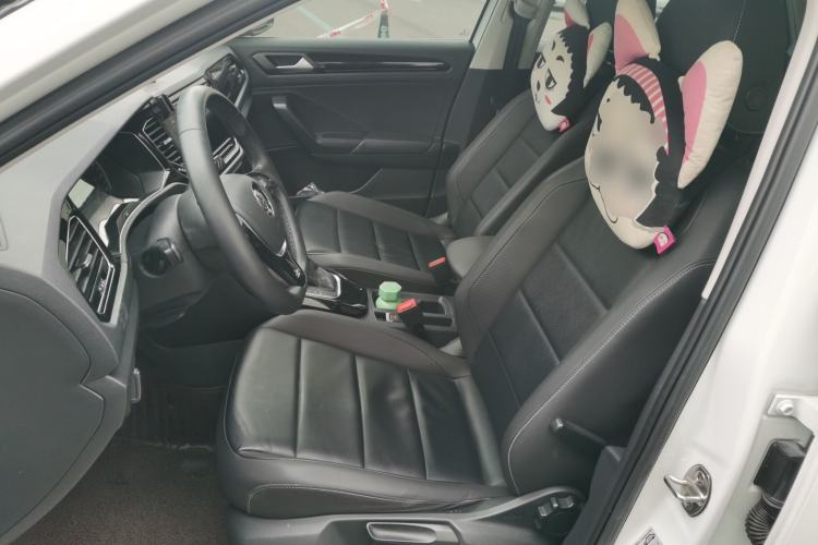 Used Volkswagen T-ROC 2019 280TSI DSG Two-Wheel Drive Comfort Version China VI Standard
